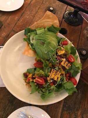 Craft Sukhumvit Soi 23