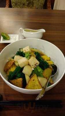 Sustaina Organic Restaurant