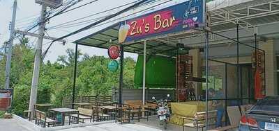 Zu's Bar