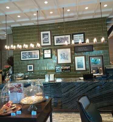 มอคค่าแอนด์มัฟฟิ่น ร้านเบเกอรี่