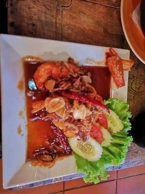 Madame Musur Samsen 2