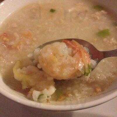 ร้านอาหาร เรือไม้