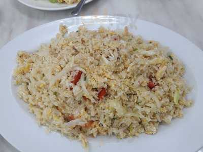 ร้านอาหาร ปลาทอง 1