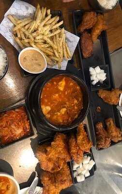 บอนชอน ชิคเก้น สาขา เอสพลานาด รัชดา