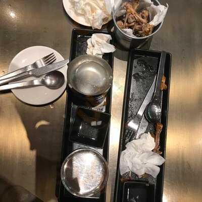 บอนชอน ชิคเก้น สาขา เอสพลานาด รัชดา