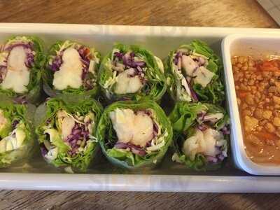 ร้านอาหารเวียดนาม เฮือนครูอ้อ