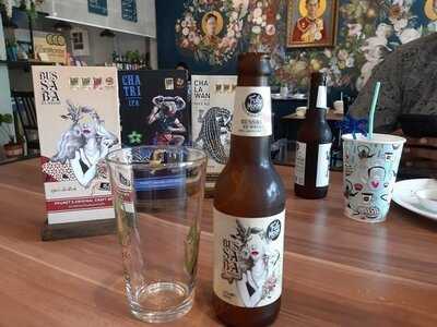 Nopparat Crusine And Gallery