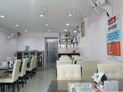 Ganesh Pavitra Bhojnalaya 100% Pure Veg Indian Restaurant