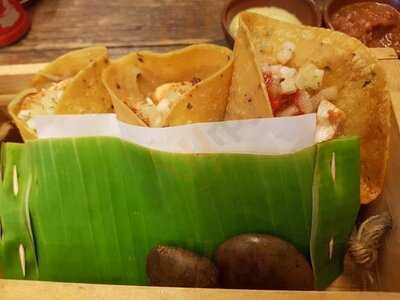 Barrio Bonito At The Commons