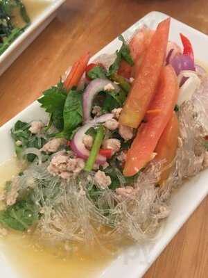 แฮฟ อะ ซี้ด บาย สเต็กลาว