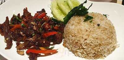 Petite Audrey Cafe & Bistro