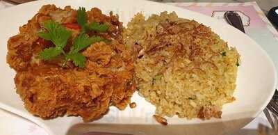 Petite Audrey Cafe & Bistro