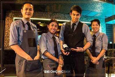 Oh Chic Social Bar & Eatery
