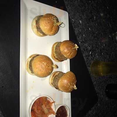 เดอะ รูฟ แกสโตร