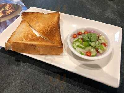 ป้อน คาเฟ่