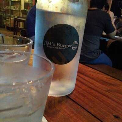 จิม เบอร์เกอร์ แอนด์ เบียร์