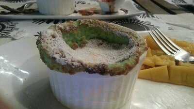 อีท มีท สวีท