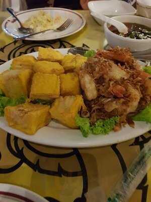 สวนอาหารนาทอง