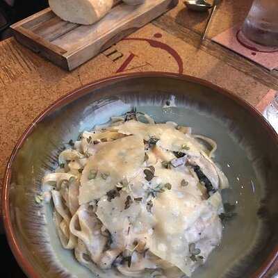 Invite Wine & Cocktail Bar