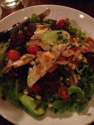 Smiths Bar And Restaurant