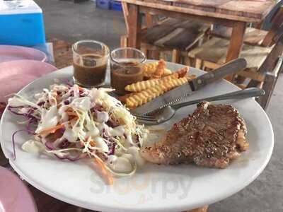 ร้านอาหาร โคขุนคุณทองโพนยางคำ