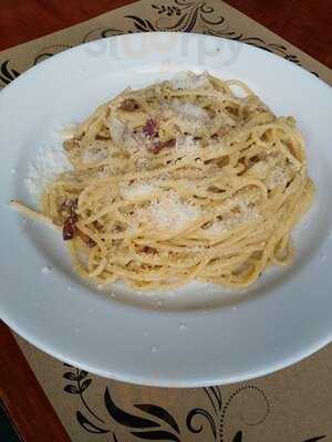 Pfm International Restaurant