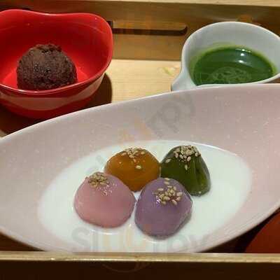 Nabezo Premium At Gaysorn Village