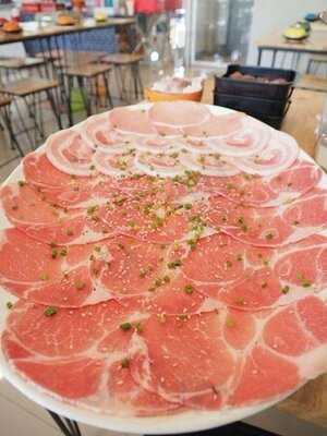 หนูมาลีชาบู