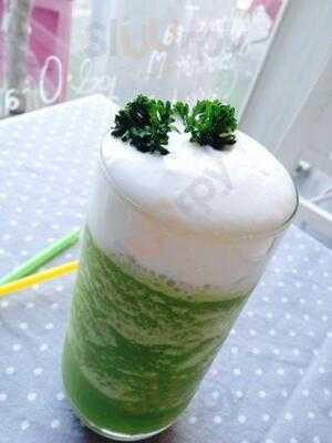 เชคเกอร์ เฮาส์