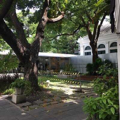 Neilson Hays Library Cafe