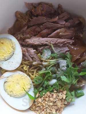 ตำรับขาหมูภูเก็ต