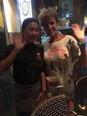 ห้องทานข้าวสุพรรณิการ์ สาทร 10