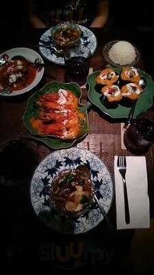 ห้องทานข้าวสุพรรณิการ์ สาทร 10