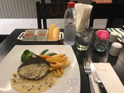 โปโมโดโร เอ็มโพเรียม