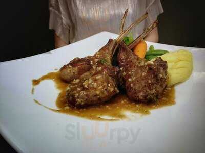 โปโมโดโร เอ็มโพเรียม