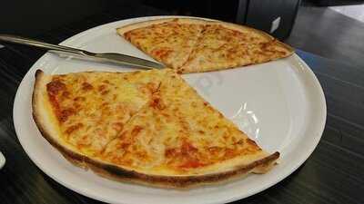 โปโมโดโร เอ็มโพเรียม