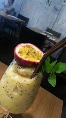 เมลโลว์เรสเตอรองท์แอนด์บาร์