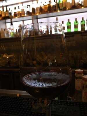 เมลโลว์เรสเตอรองท์แอนด์บาร์