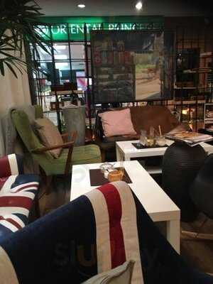 คาเมลอท คาเฟ่