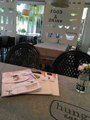 ร้านอาหาร เมลโล่คาเฟ่ไวน์แอนด์ไดน์เรสเตอรองท์