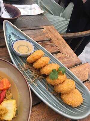 ร้านอาหารชมอรุณ