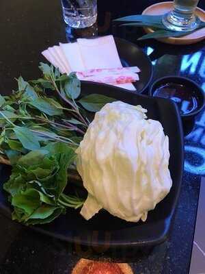 ร้านอาหาร ตำมั่ว