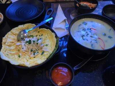 ร้านอาหาร ตำมั่ว