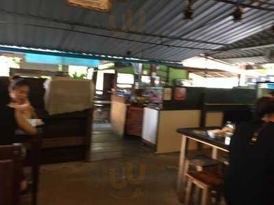 ก๋วยเตี๋ยวเรือบ้านสวน (นายหงอก 1)