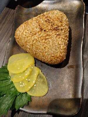 ร้านอาหารญี่ปุ่น ฮอนโมโน ซูชิ สาขา เซ็นทรัลเวิลด์