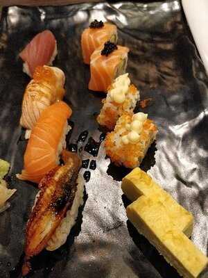 ร้านอาหารญี่ปุ่น ฮอนโมโน ซูชิ สาขา เซ็นทรัลเวิลด์