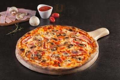 สกูซี่ พิซซ่า