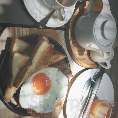 บ้านสามย่าน