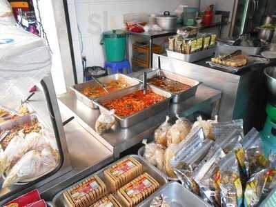 ธรรมชาติ เวจทาเรียน ฟู้ด