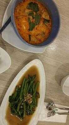 ชิงช้าชาลี